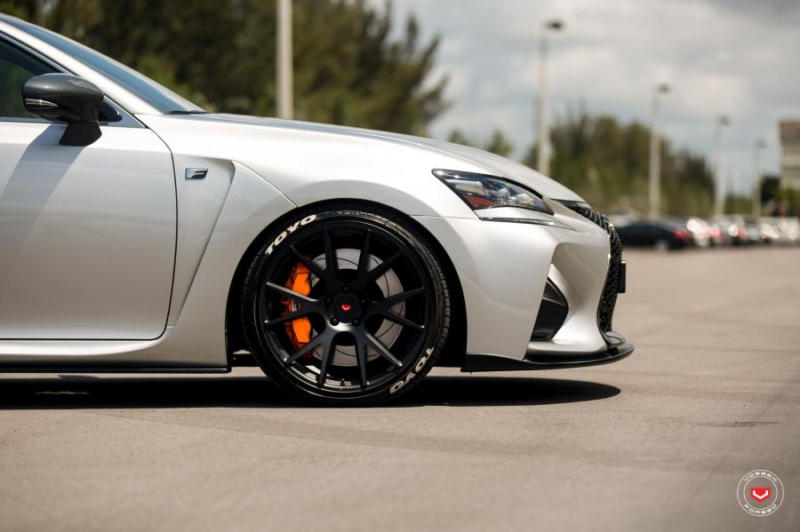 Детали экстерьера Lexus GS F on Vossen Wheels (VPS-306) 2017 года  (фото 24 из 40)